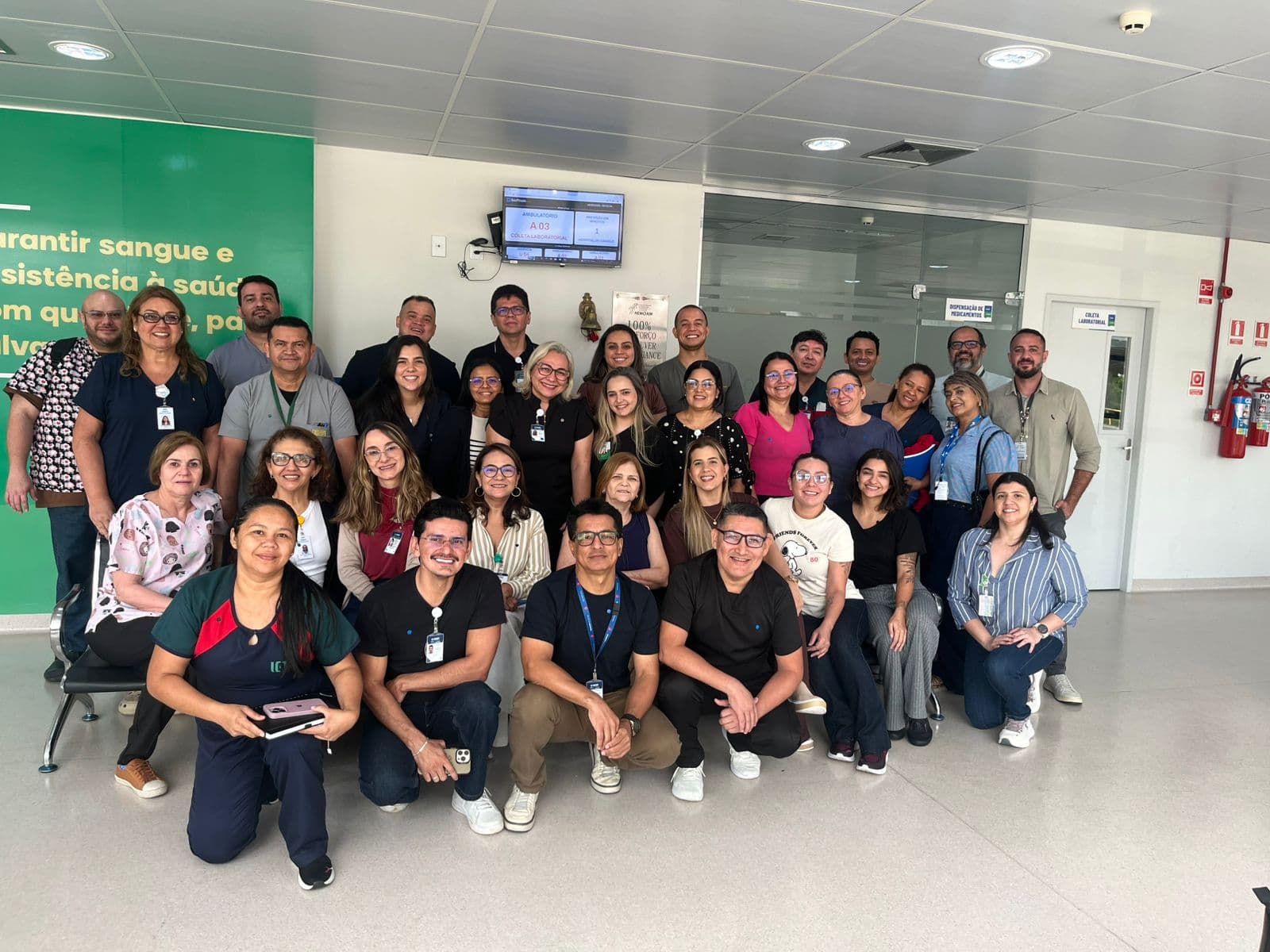 Turma do curso de Reanimação Cardiopulmonar — Equipe HEMOAM